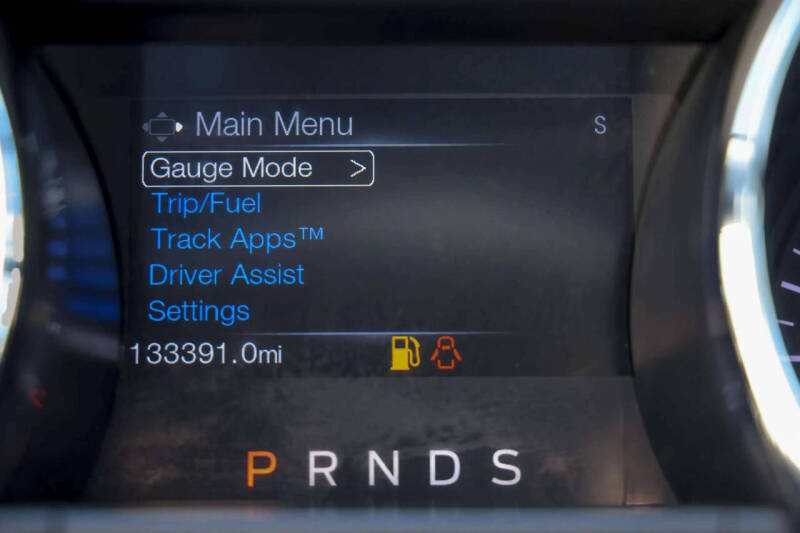 2016 Ford Mustang V6