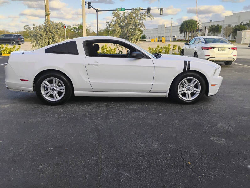 2014 Ford Mustang V6
