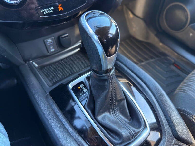 2017 Nissan Rogue