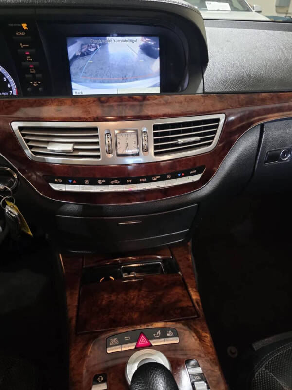 2010 Mercedes-Benz S-Class S 550