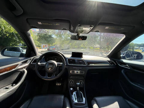2017 Audi Q3 2.0T quattro Premium Plus