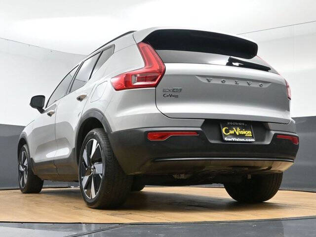 2025 Volvo EX40 Twin Core