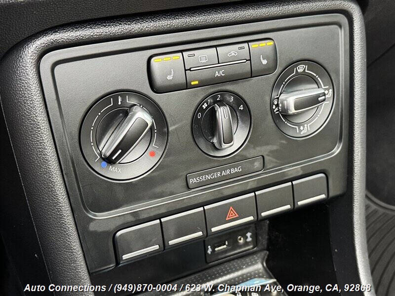 2018 Volkswagen Beetle Convertible 2.0T Coast