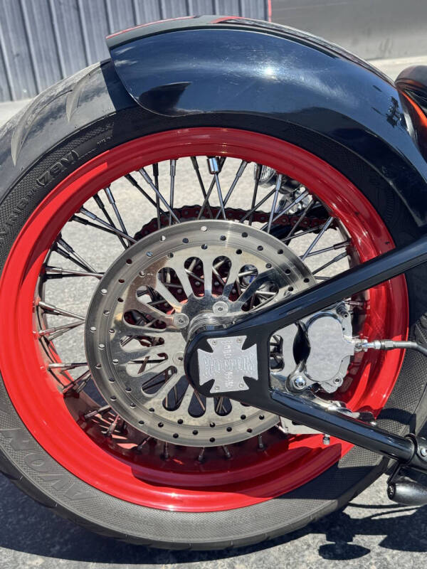 2006 West Coast Choppers  CFL 2