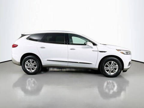 2020 Buick Enclave Essence