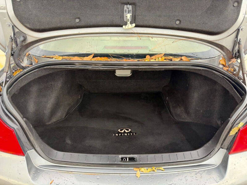 2015 Infiniti Q40