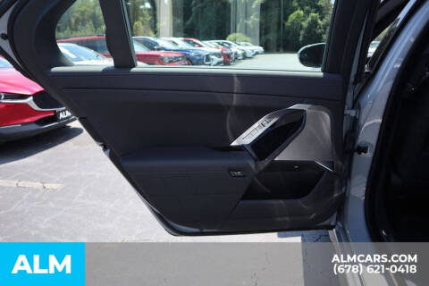 2025 BMW 7 Series 740i