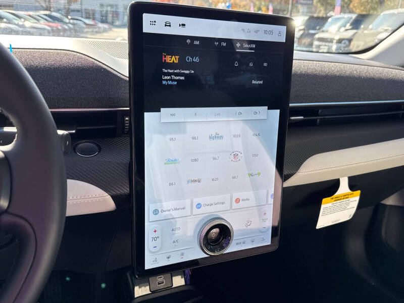 2025 Ford Mustang Mach-E Premium