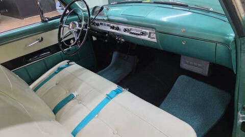 1954 Ford Crestline