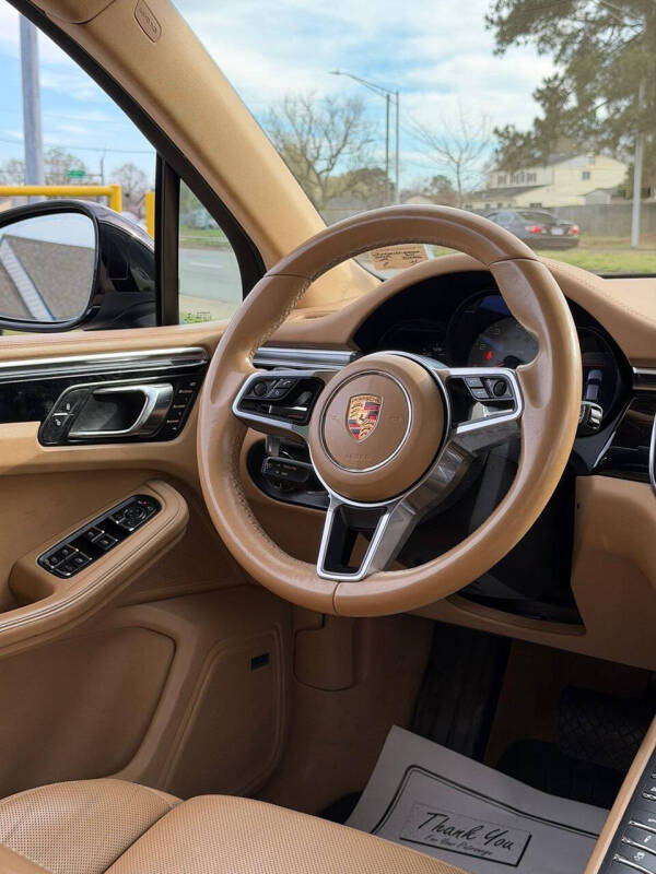2015 Porsche Macan S