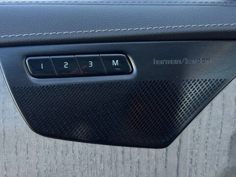 2023 Volvo XC90 Recharge T8 Ultimate Bright Theme 6P