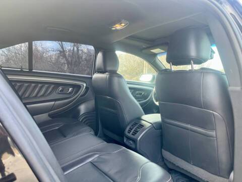 2013 Ford Taurus SEL