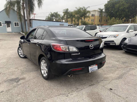 2010 Mazda MAZDA3 i Touring