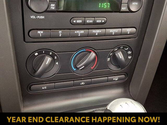 2006 Ford Mustang GT Deluxe