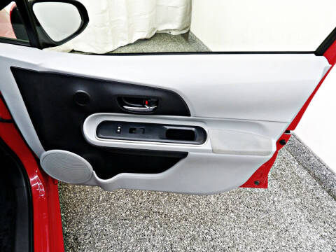 2014 Toyota Prius c Two