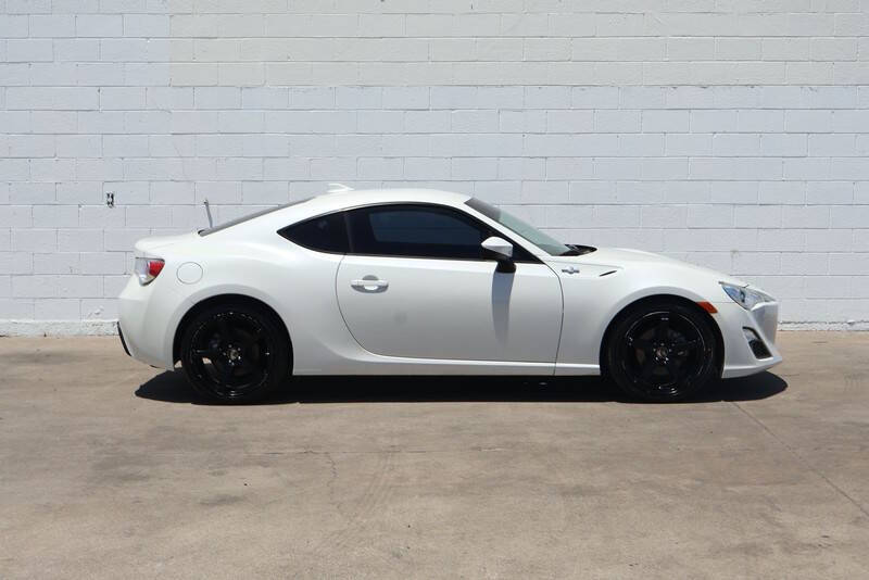 2016 Scion FR-S