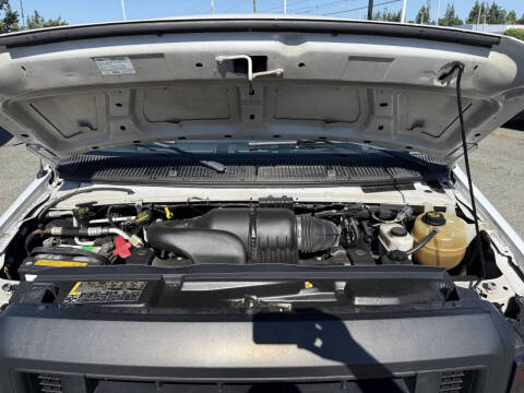 2011 Ford E-Series E-150