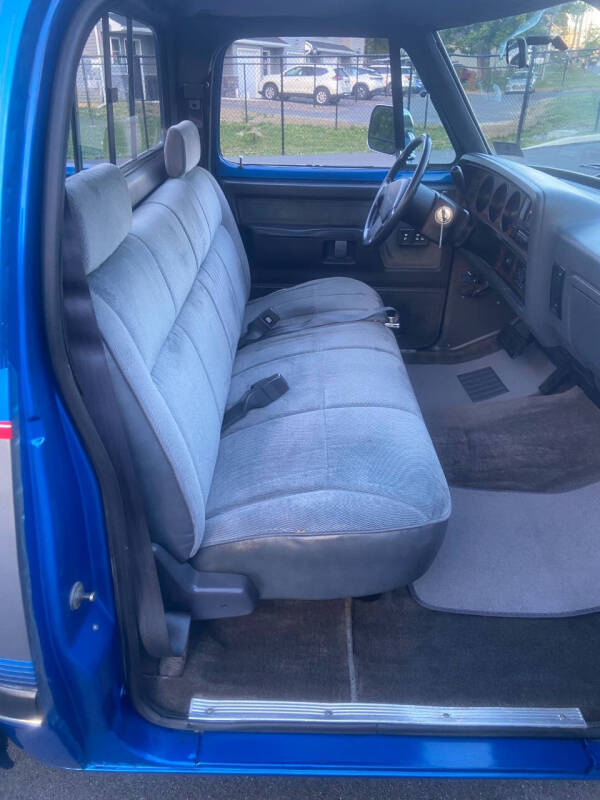1992 Dodge RAM 150 LE
