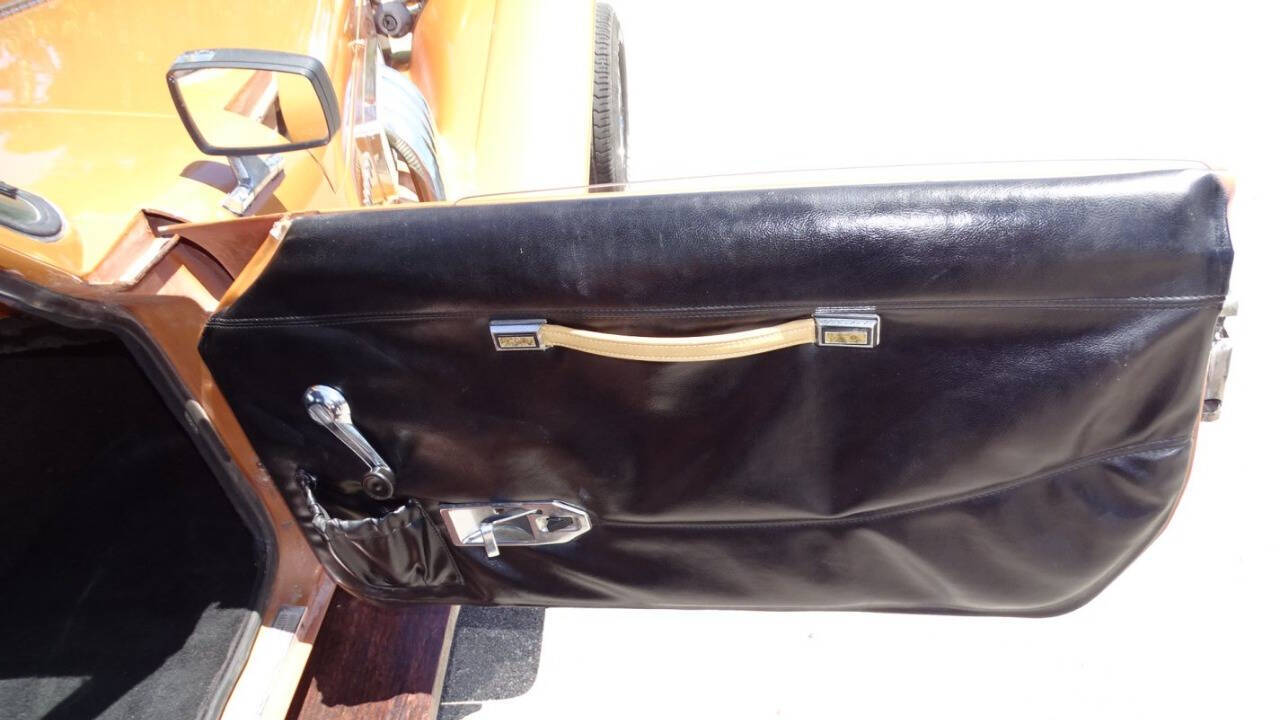 1999 valiente convertible 27