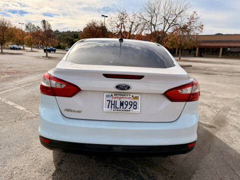 2014 Ford Focus S