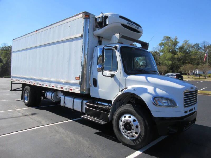 2013 Freightliner M2 106