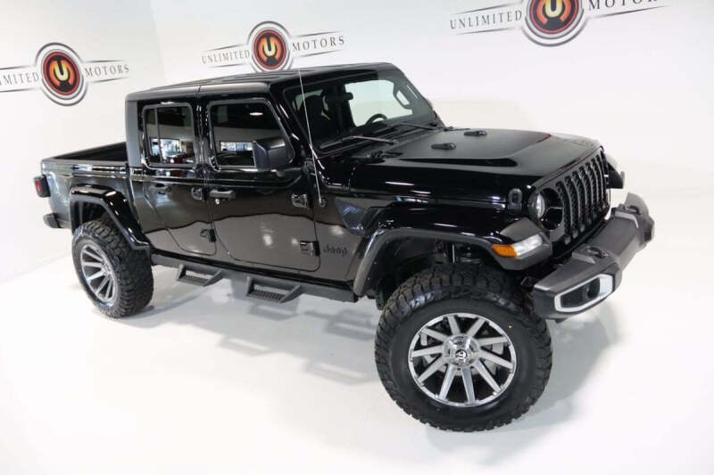 2023 Jeep Gladiator Sport S