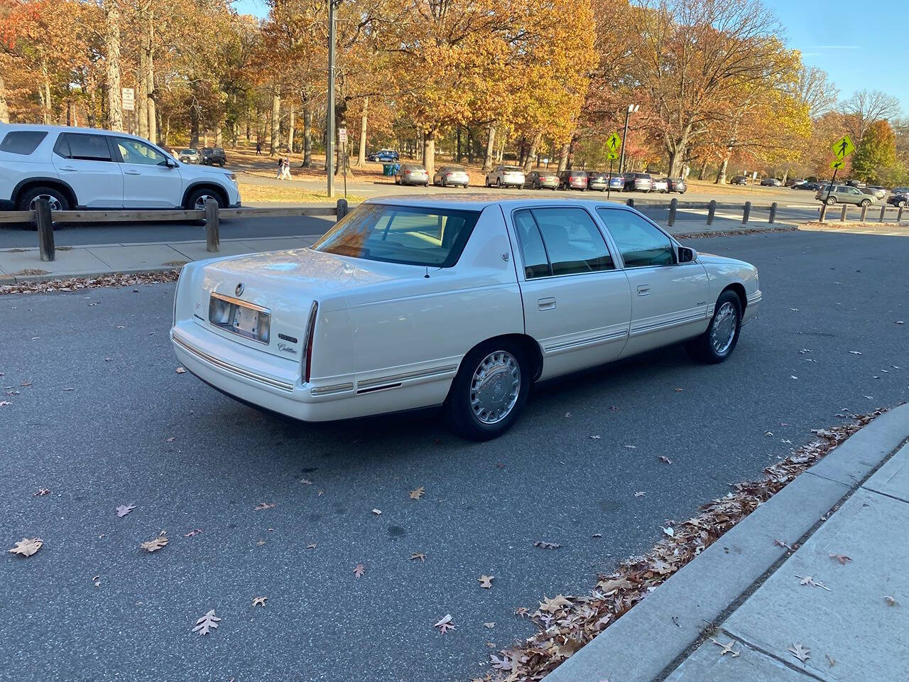 1998 Cadillac DeVille for sale at Vintage Motors USA in Roselle, NJ