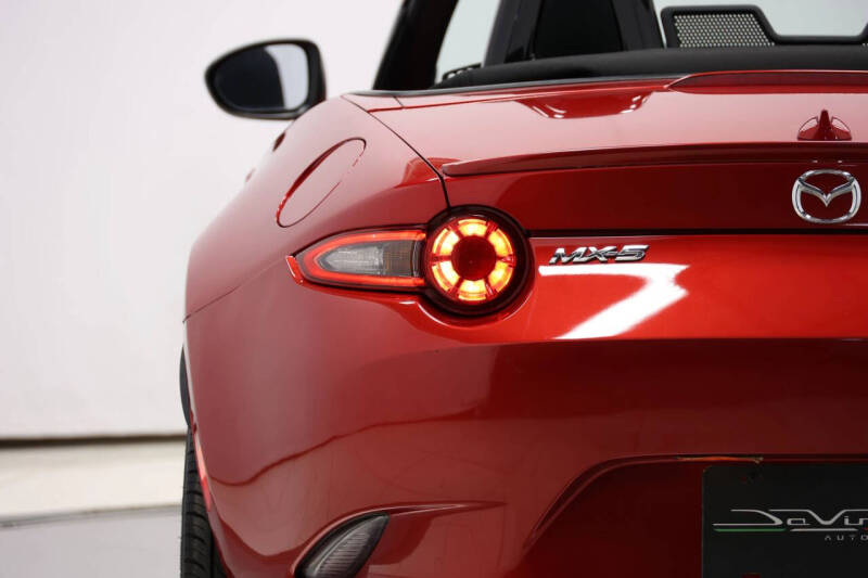 2016 Mazda MX-5 Miata Club