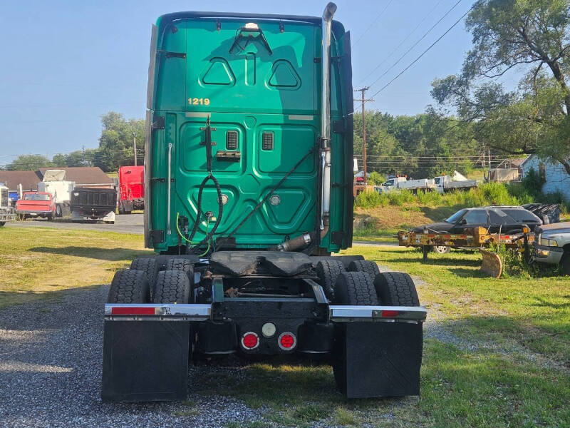 2012 Freightliner Cascadia