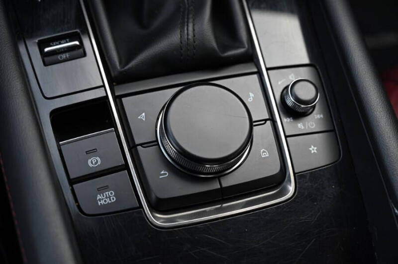 2024 Mazda Mazda3 Sedan 2.5 S Carbon Edition