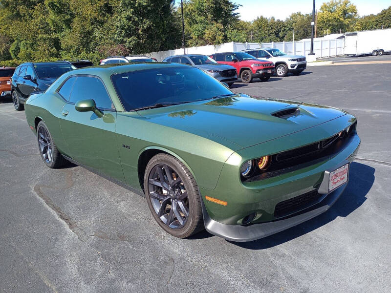 2023 Dodge Challenger R/T's photo