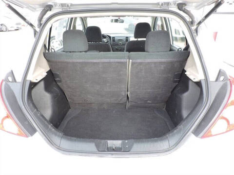 2011 Nissan Versa 1.8 S