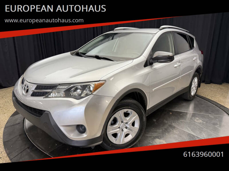 2014 Toyota RAV4 LE's photo