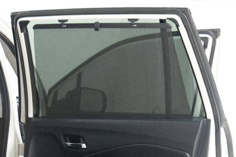 2019 Honda Pilot Touring w/Rear Captain's Chairs