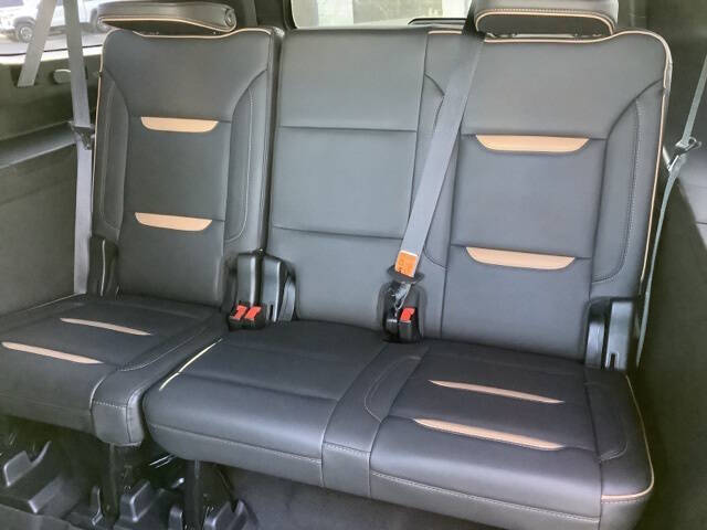 2021 GMC Yukon XL AT4