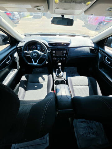 2017 Nissan Rogue S