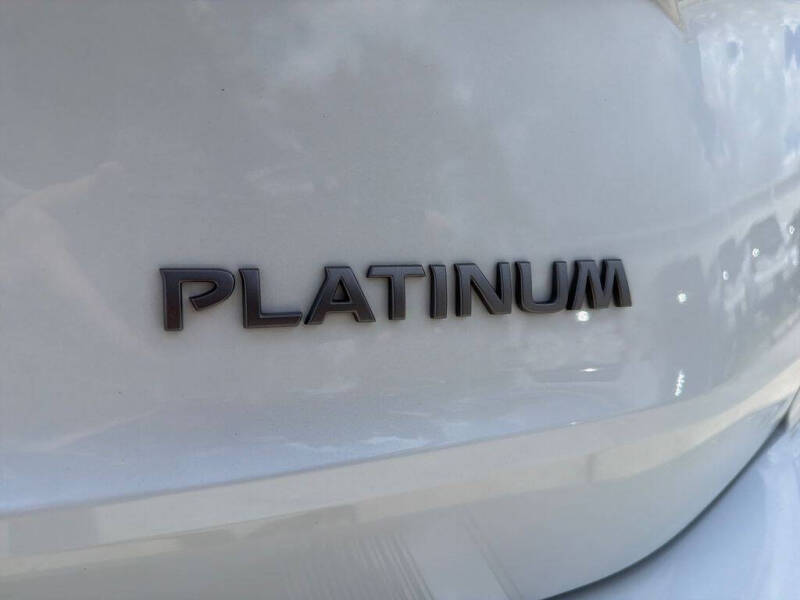 2024 Nissan Rogue Platinum