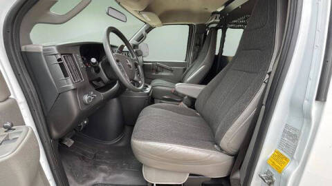 2024 GMC Savana 2500