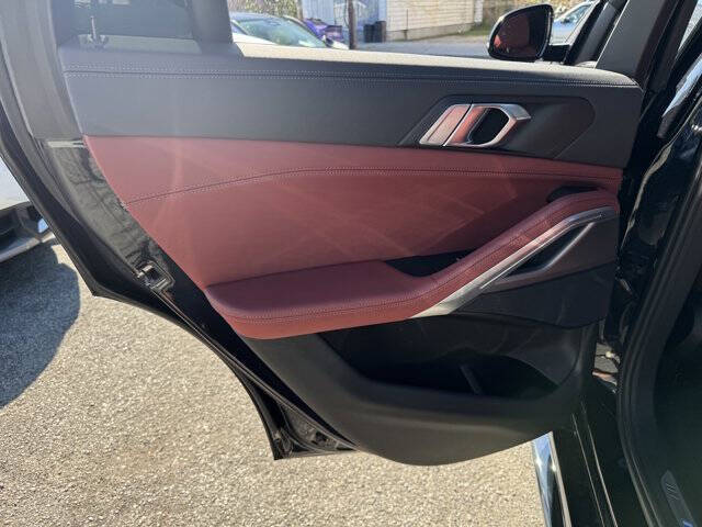 2022 BMW X6 xDrive40i