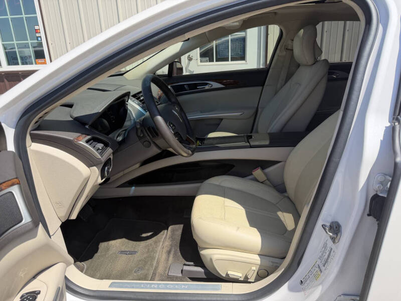 2016 Lincoln MKZ