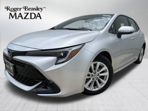 2024 Toyota Corolla Hatchback SE