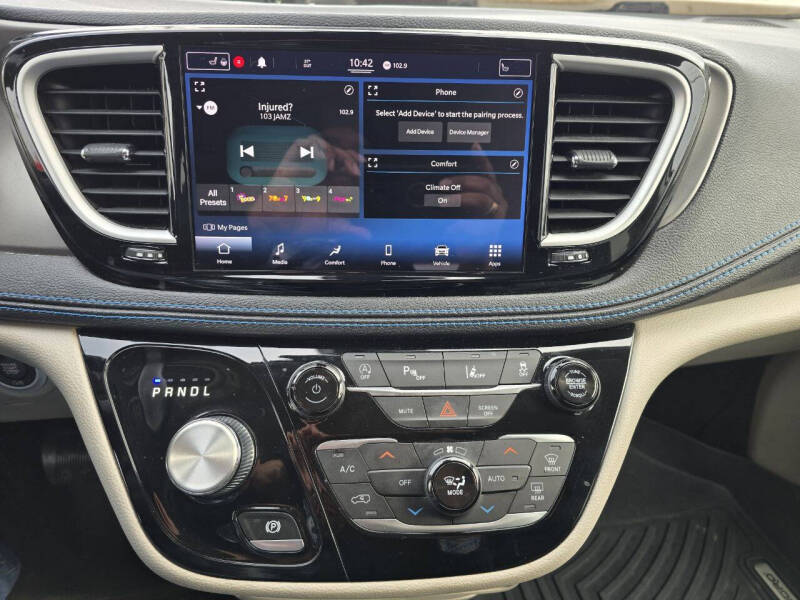 2021 Chrysler Pacifica Touring L