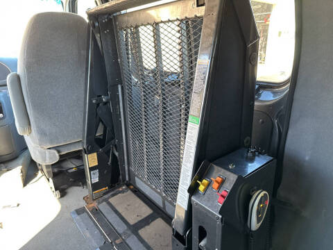 2006 Ford E-Series E-250