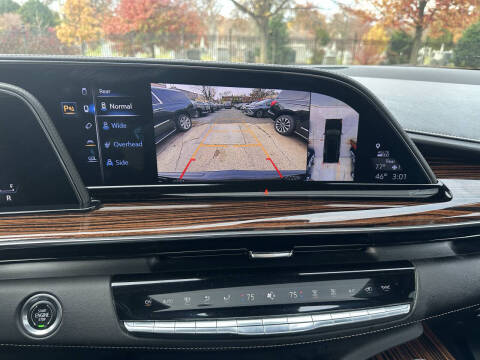 2022 Cadillac Escalade ESV Premium Luxury