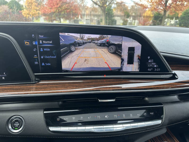 2022 Cadillac Escalade ESV Premium Luxury