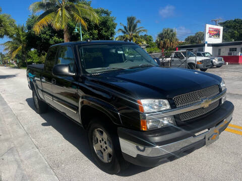 2005 Chevrolet Silverado 1500 for sale at L G AUTO SALES in Boynton Beach FL