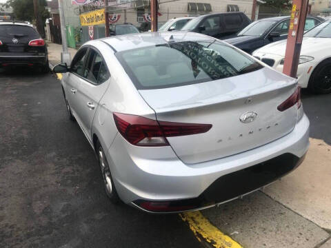 2019 Hyundai Elantra Limited