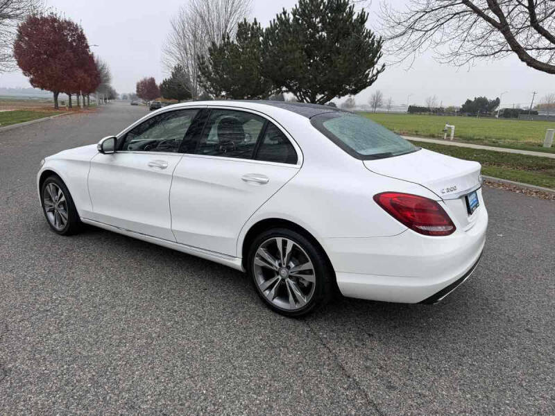 2016 Mercedes-Benz C-Class