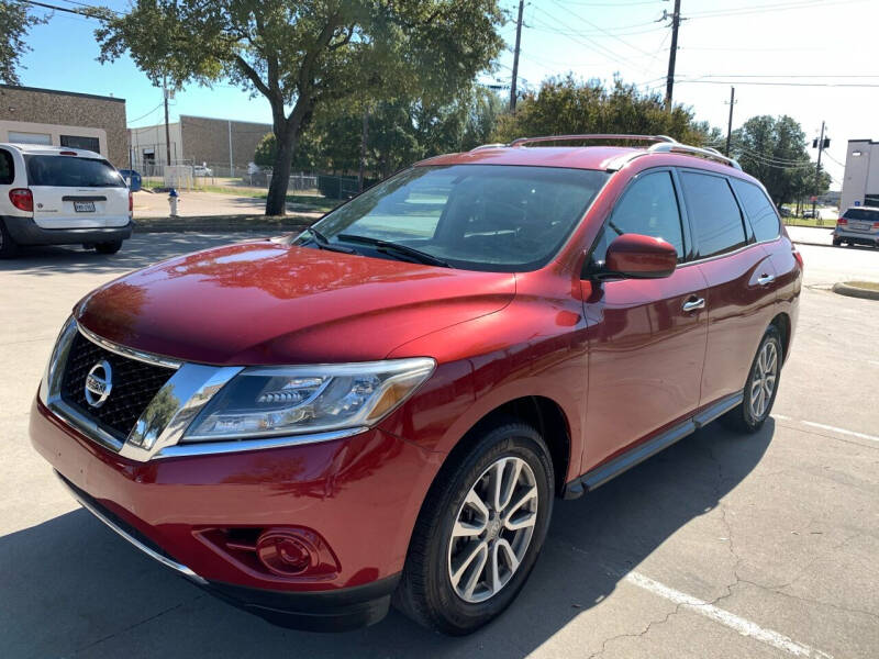 2013 Nissan Pathfinder for sale at Vitas Car Sales in Dallas TX