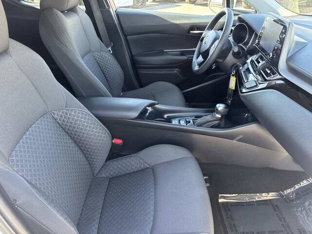 2021 Toyota C-HR LE